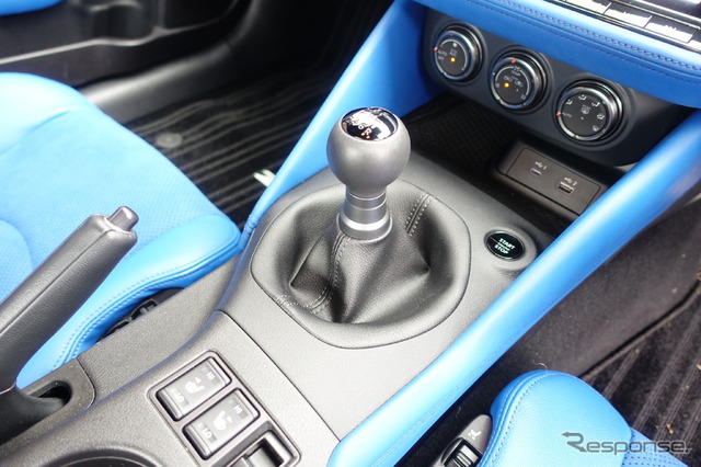 日産 フェアレディZ（MT車）