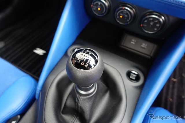 日産 フェアレディZ（MT車）