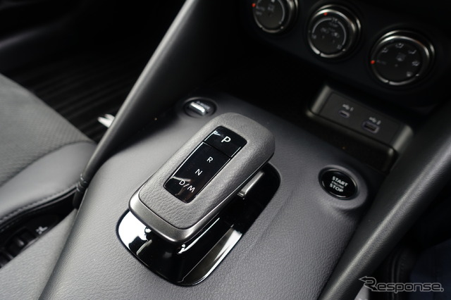 日産 フェアレディZ（AT車）