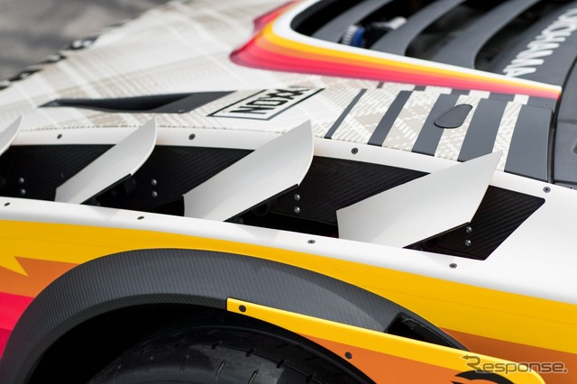 スバル『ブラタルー9500ターボ』（1978年の初代スバル『ブラット』がベース）