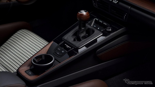 ポルシェ『911カレラT』の「Formosa」