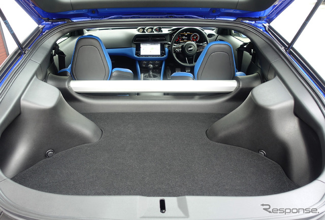 日産 フェアレディZ（MT車）