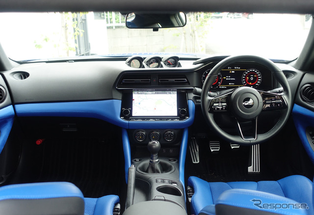 日産 フェアレディZ（MT車）