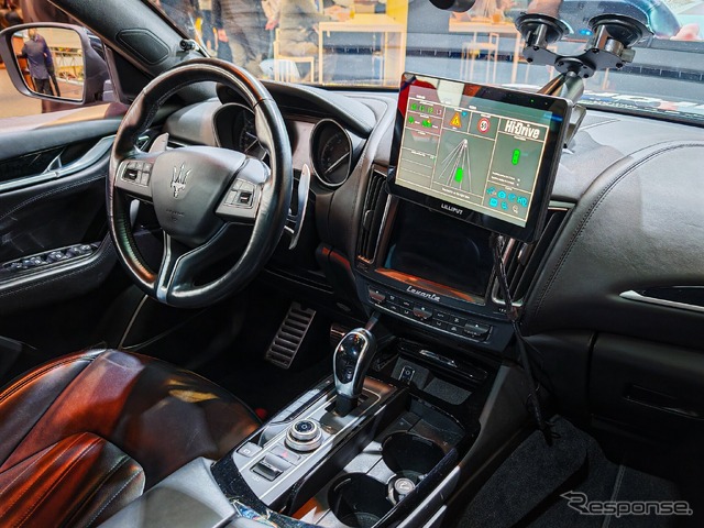 マセラティ・レヴァンテの自動運転テスト車両
