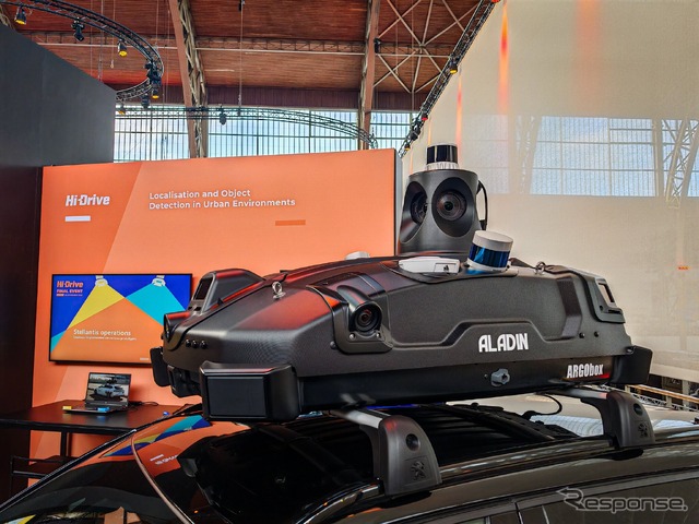 プジョーe-2008の自動運転テスト車両