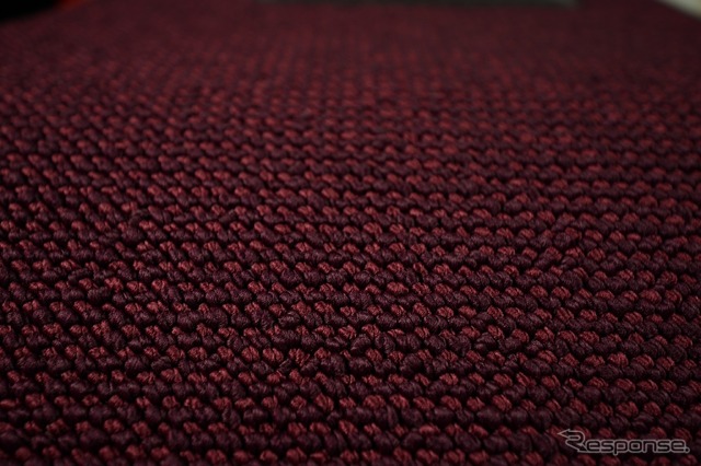 グランクローネ（ツイードボルドー）