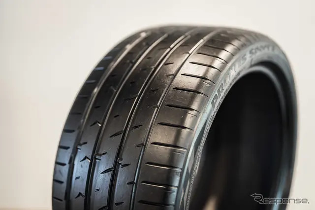 TOYO TIRES PROXES DRIVING PLEASURE