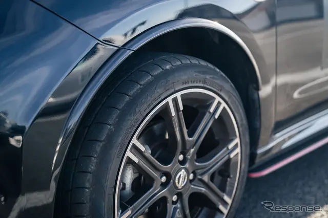 TOYO TIRES PROXES DRIVING PLEASURE