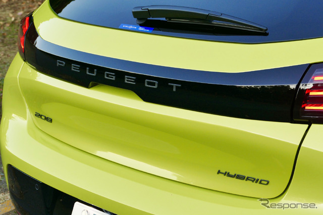 プジョー208 GT HYBRID