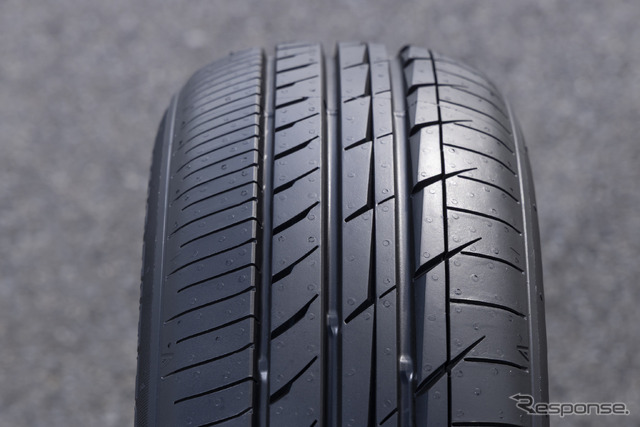 トーヨータイヤ プロクセス LukII（参考画像）