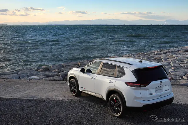 日産エクストレイル”ROCK CREEK“の魅力を人気インフルエンサー・あずあずが語る！