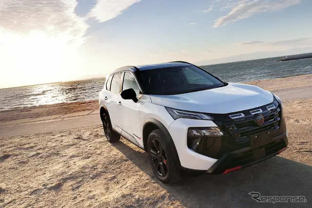 日産エクストレイル”ROCK CREEK“の魅力を人気インフルエンサー・あずあずが語る！