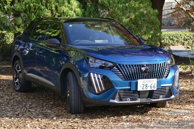 プジョー 2008 GT Hybrid