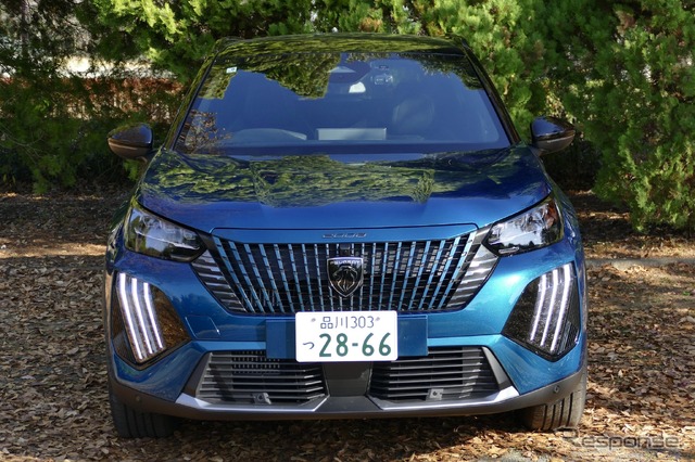 プジョー 2008 GT Hybrid