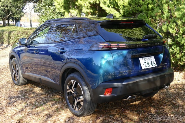 プジョー 2008 GT Hybrid