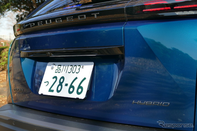 プジョー 2008 GT Hybrid