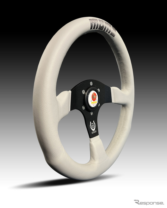 MOMOステアリング日本限定モデル「COMPETITION350 JAPAN LIMITED EDITION 2026」