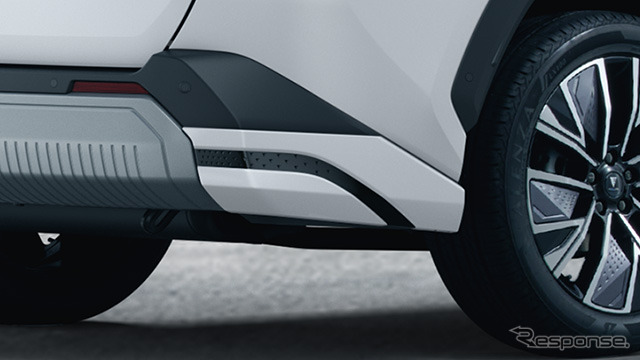 Z向けMODELLISTAエアロパーツセット（LED付）（フロントスポイラー（LED付）＋サイドスカート＋リヤスパッツのセット）