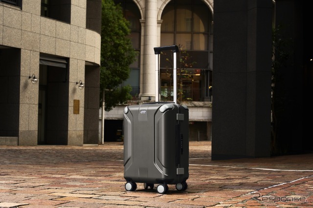 SHOEI のキャリーケース X-CORE