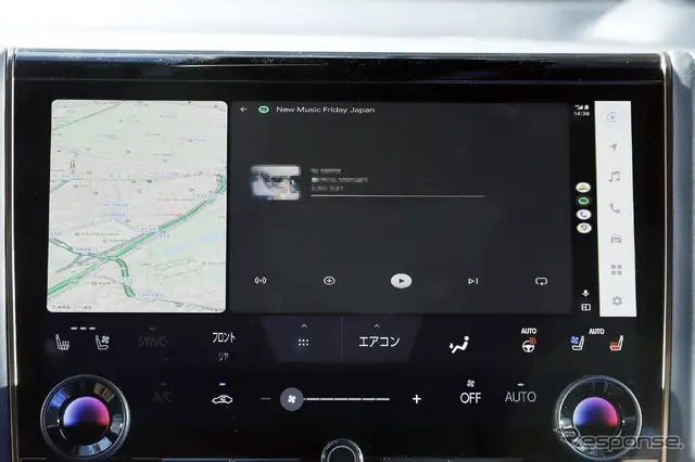 地図表示と音楽のストリーミングなど1画面で表示出来る