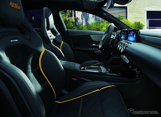 メルセデスAMG CLA 45 S 4MATIC+ Final Edition