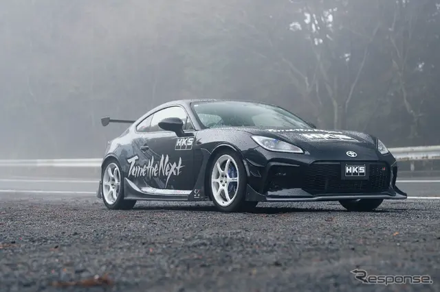 トヨタ GR86【HKS】