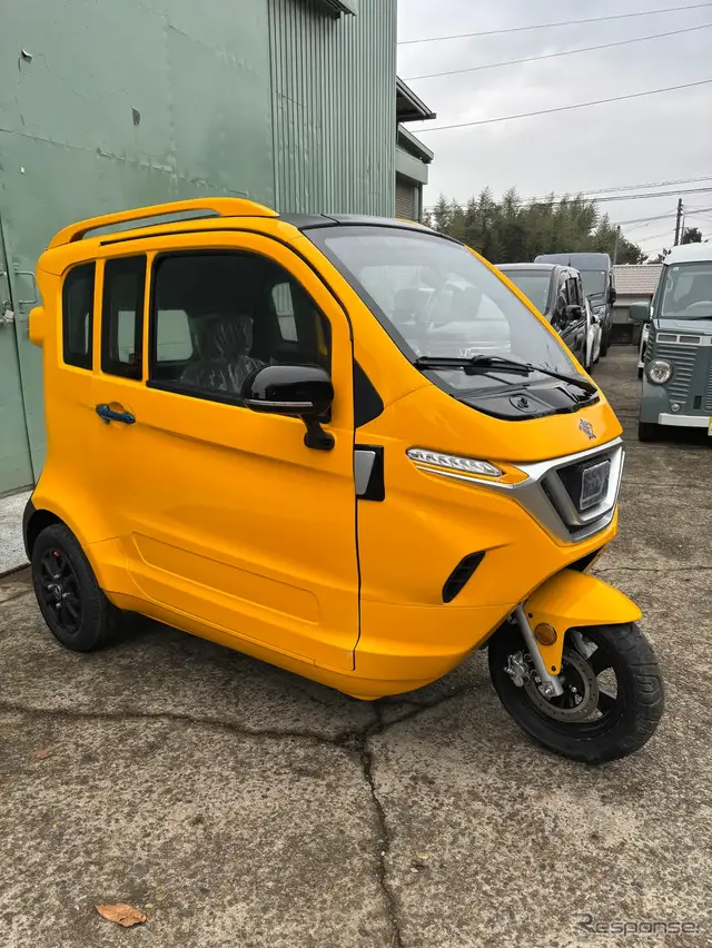 ドア付きアーバントライカー（イエロー）