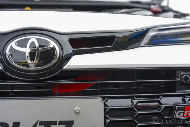 BLITZ…GRカローラ