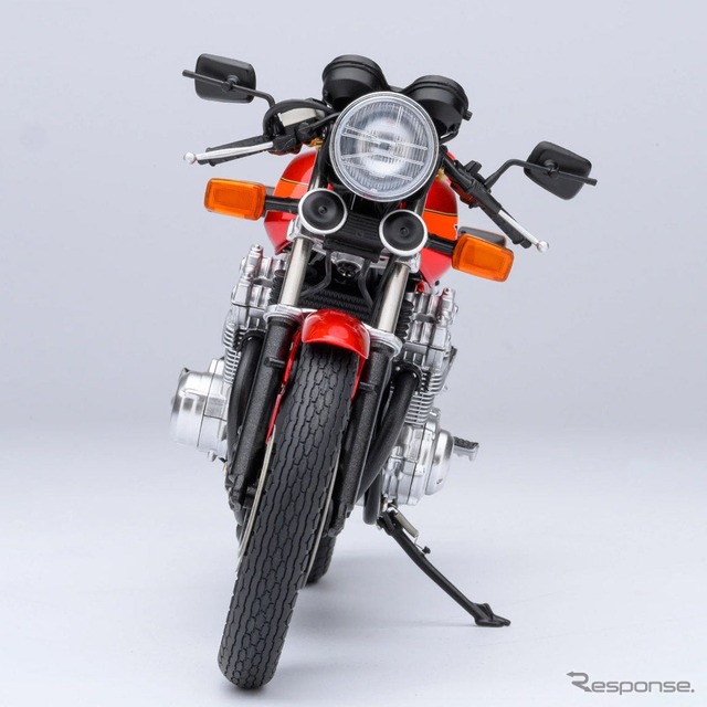 漫画『バリバリ伝説』の主人公、巨摩郡の愛車ホンダ『CB750F』を1/12スケールでモデル化