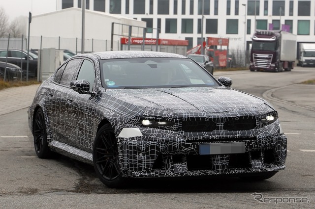 BMW M5 改良新型のプロトタイプ