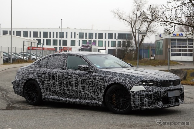 BMW M5 改良新型のプロトタイプ