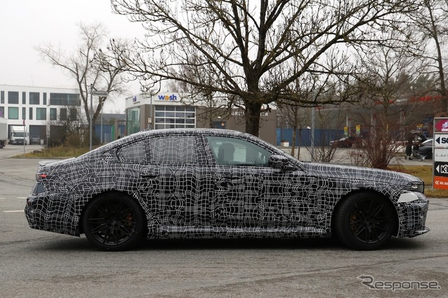 BMW M5 改良新型のプロトタイプ