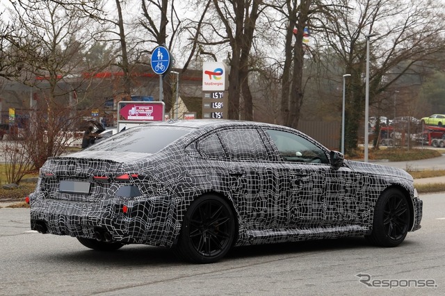 BMW M5 改良新型のプロトタイプ