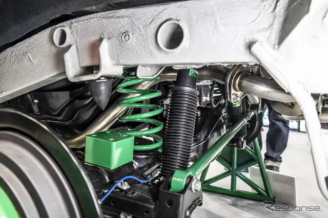 TEINブース…東京オートサロン2026