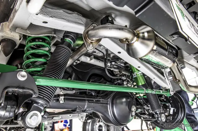 TEINブース…東京オートサロン2026