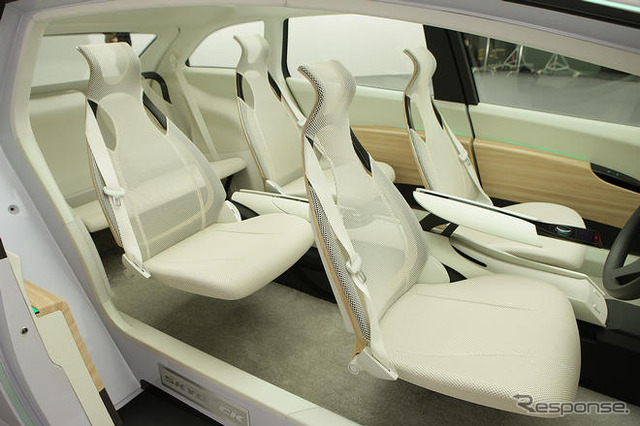 【東京モーターショー09】ホンダ、ミニバンにもハイブリッド…SKYDECK
