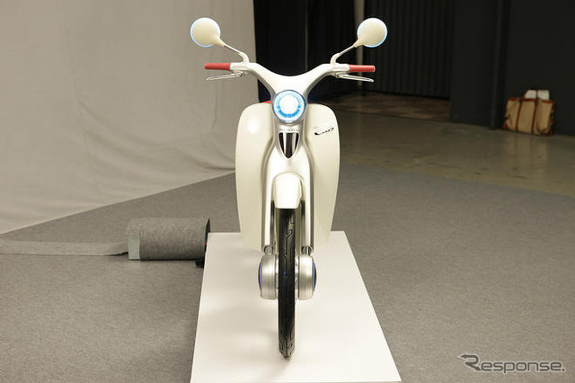 【東京モーターショー09】ホンダのEV-Cub はもうちょっと未来