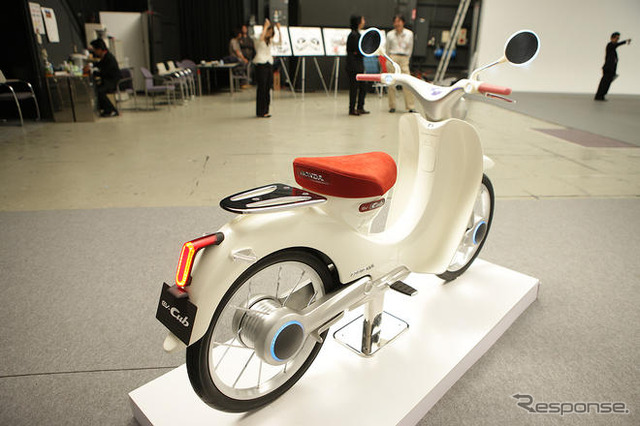 【東京モーターショー09】ホンダのEV-Cub はもうちょっと未来