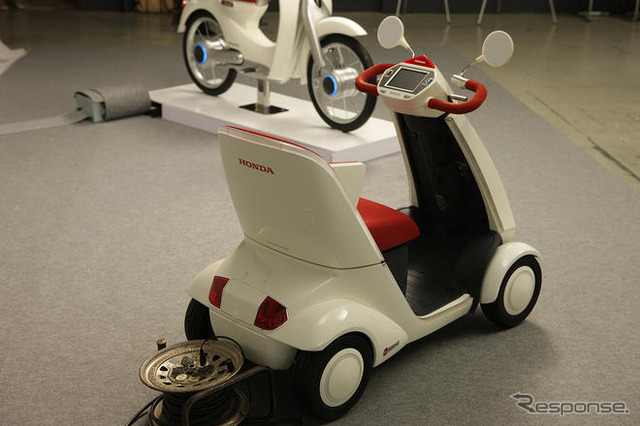 【東京モーターショー09】ホンダ モンパル にリチウムイオン電池