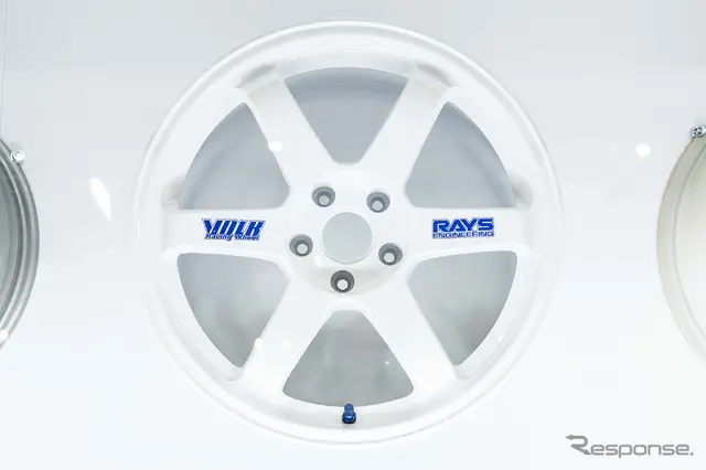 RAYSブース…東京オートサロン2026