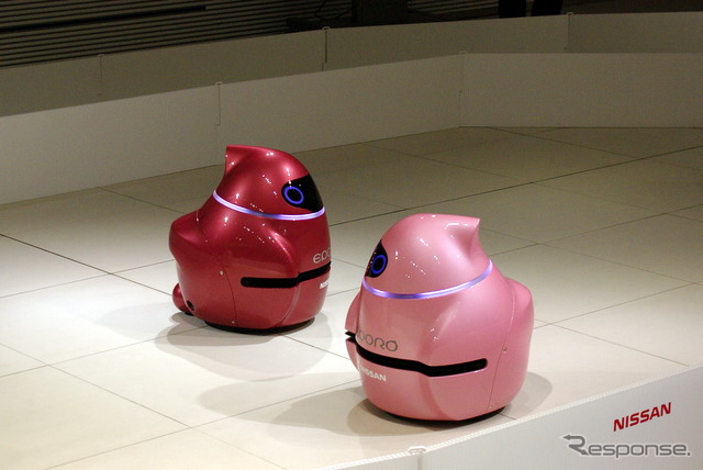 日産 ロボットカー エポロ(EPORO)