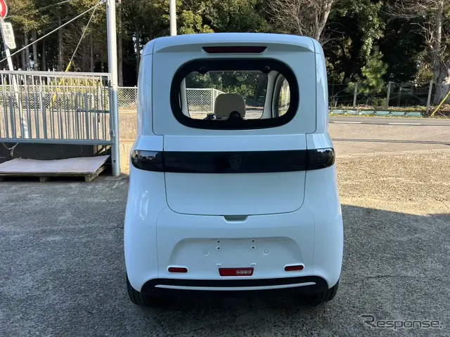 ビークルファンの三輪EV「VF-S」