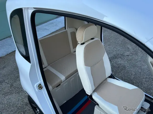 ビークルファンの三輪EV「VF-S」