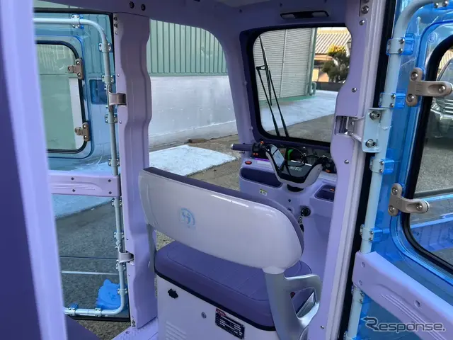 ビークルファンの三輪EV「VF-C」