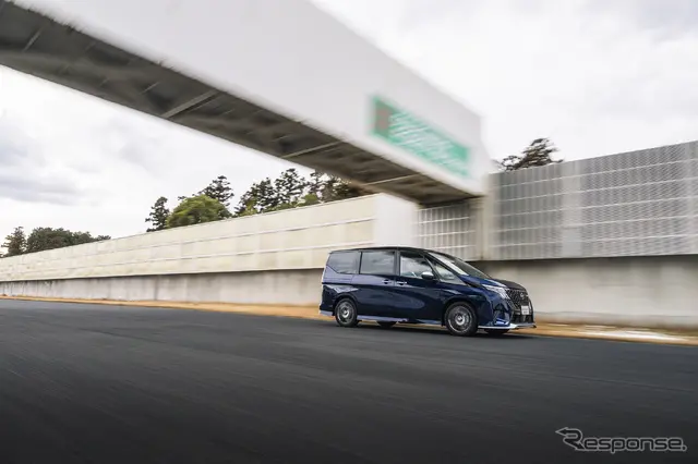 日産『セレナ AUTECH SPORTS SPEC』