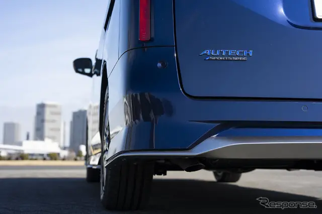 日産『セレナ AUTECH SPORTS SPEC』