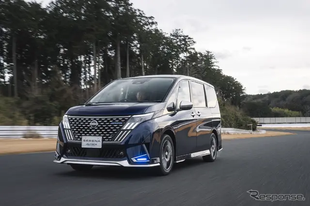 日産『セレナ AUTECH SPORTS SPEC』