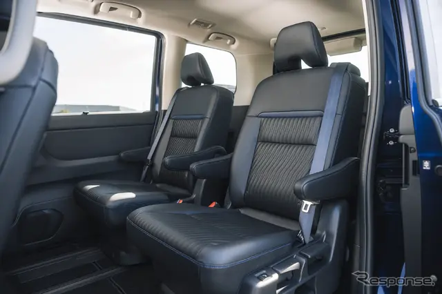 日産『セレナ AUTECH SPORTS SPEC』