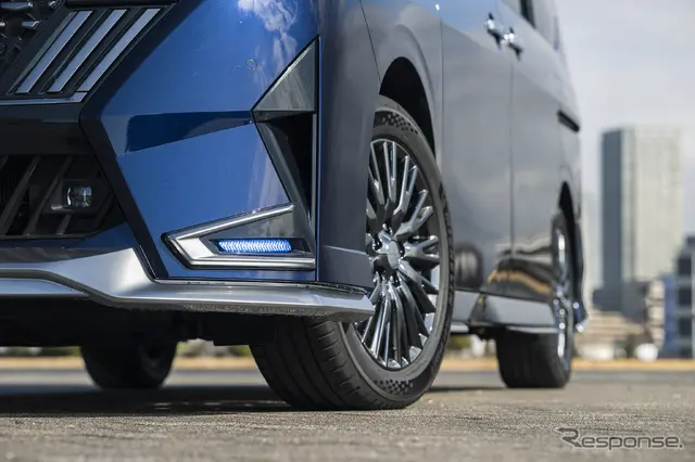 日産『セレナ AUTECH SPORTS SPEC』