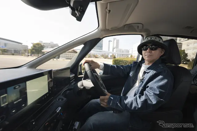 日産『セレナ AUTECH SPORTS SPEC』